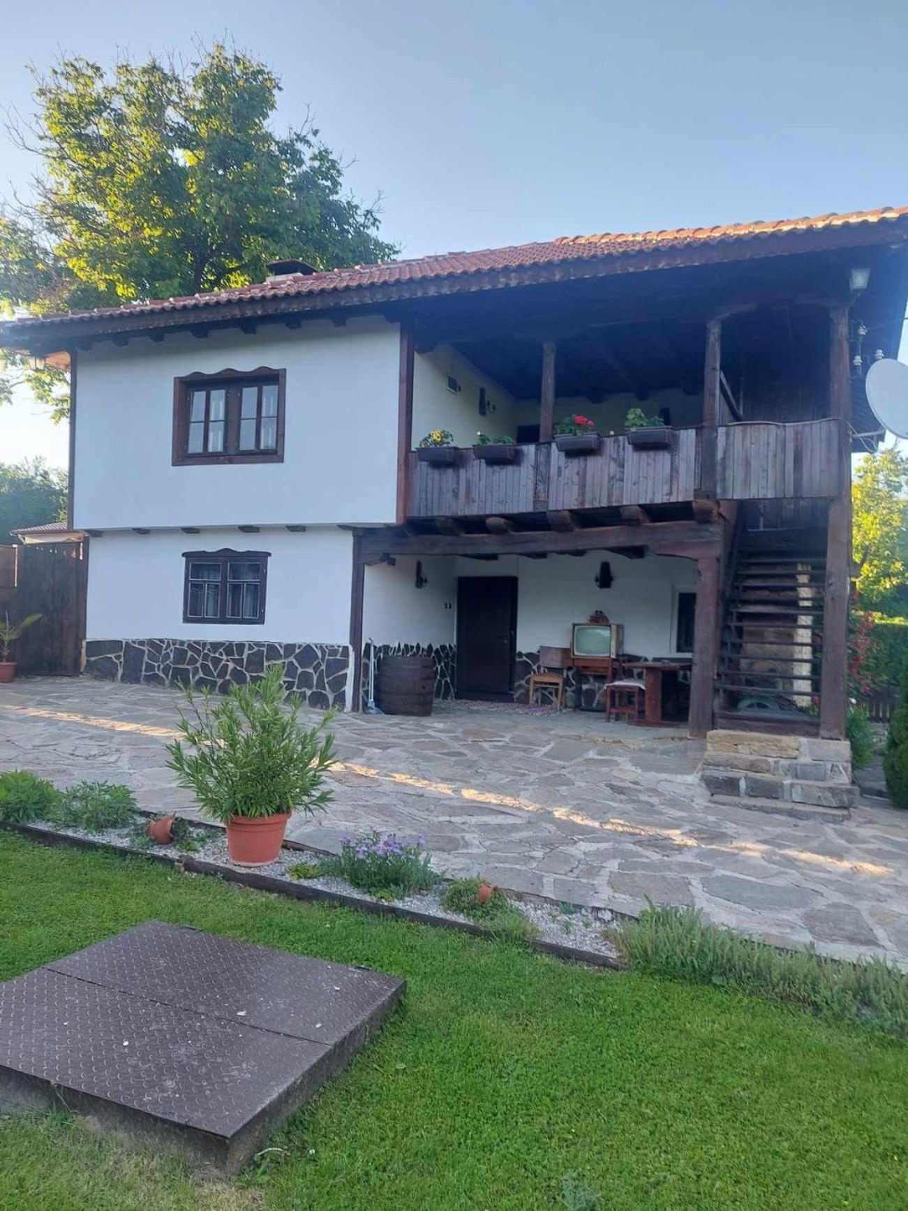 Willa Митровата Къща Raynovtsi Zewnętrze zdjęcie