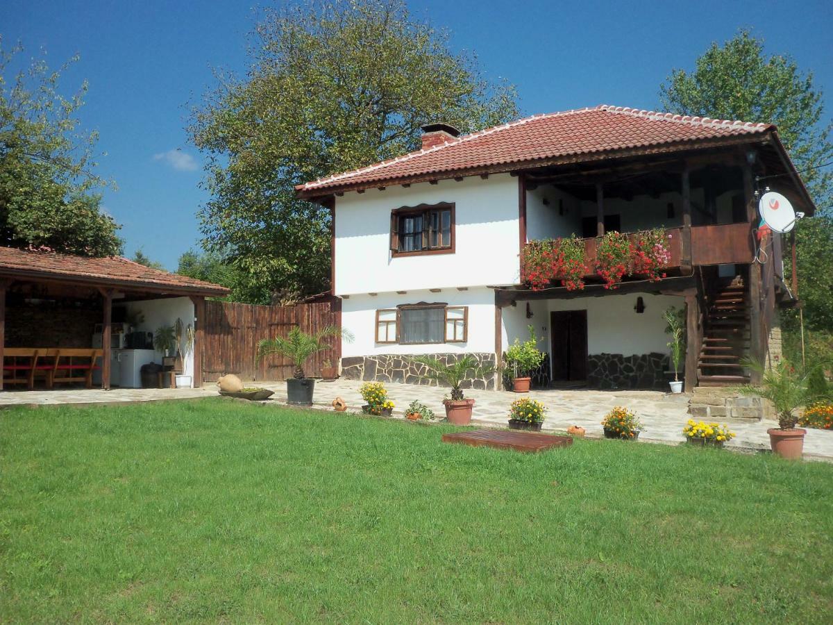 Willa Митровата Къща Raynovtsi Zewnętrze zdjęcie